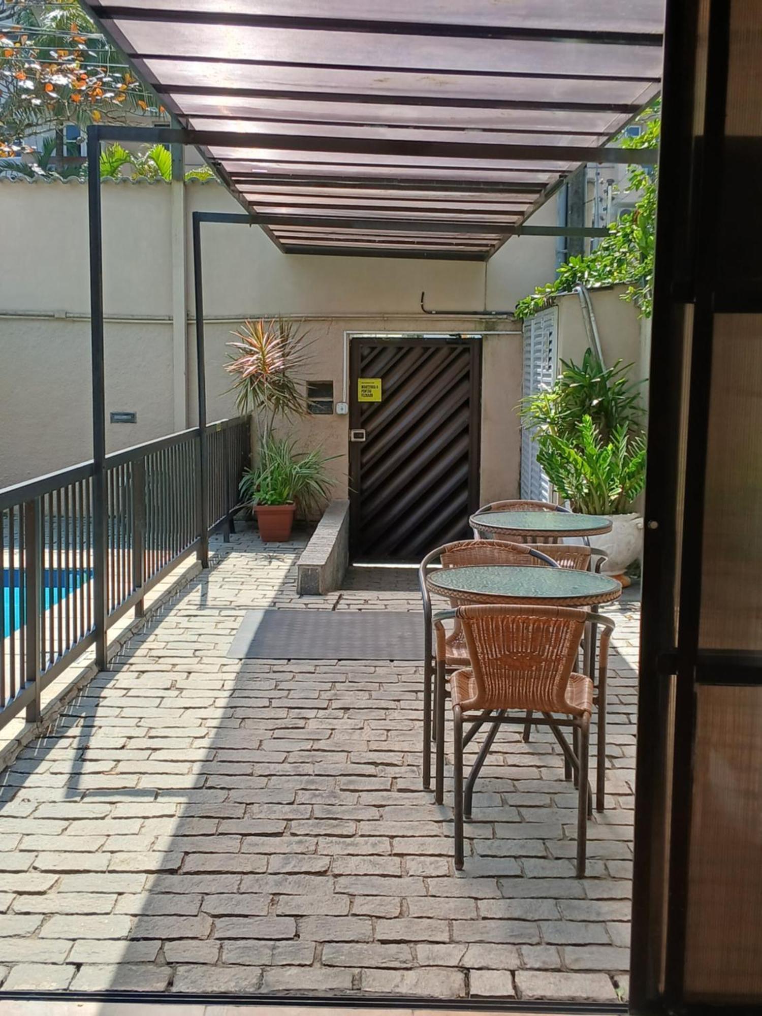 Pousada Parque Suites Estacionamento E Piscina Guaruja Exterior photo